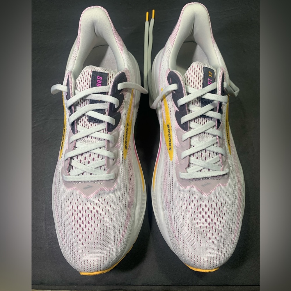 Brooks Ghost 17 Women’s Gray Pink Running Walking Sneakers Size- 11 - Picture 3 of 12